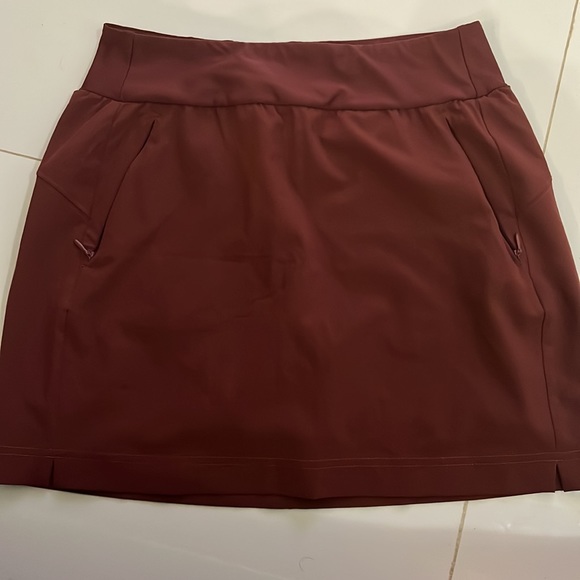 Skirt - Picture 2 of 3